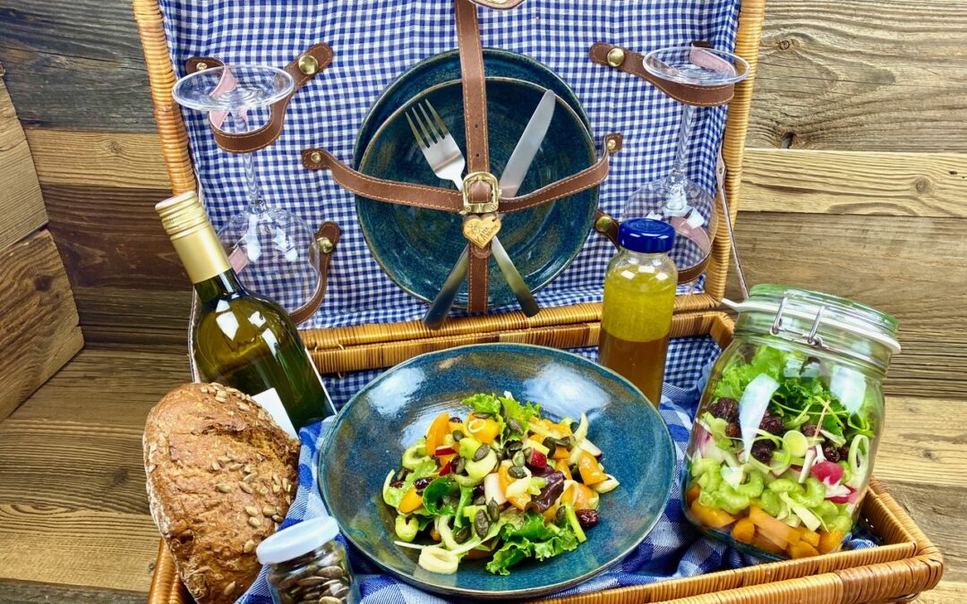 Schüttelsalat im Glas